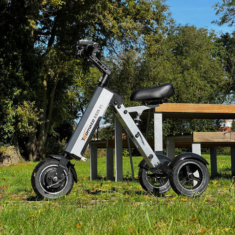 Mini scooter 3 roues pliable pour PMR et seniors ultra léger ES-35